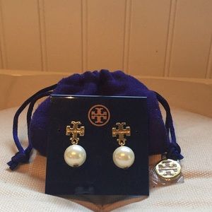 Tory Burch logo pearl drop earrings
